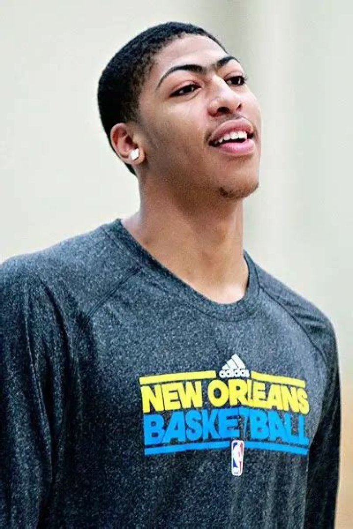 Unveiling The Medali Anthony Davis: A Journey Through His Achievements