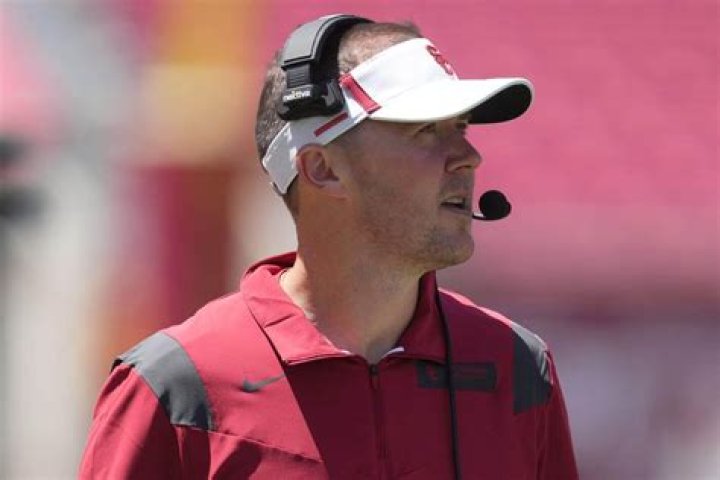 USC lands commitment from 2023 3-star DL Grant Buckey
