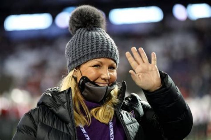 USC names Washington’s Jennifer Cohen as athletic director: Why the hire makes sense