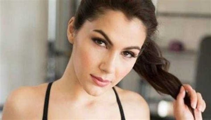 Valentina Nappi- Height, Weight, Bra Size, Hair, Eye Color