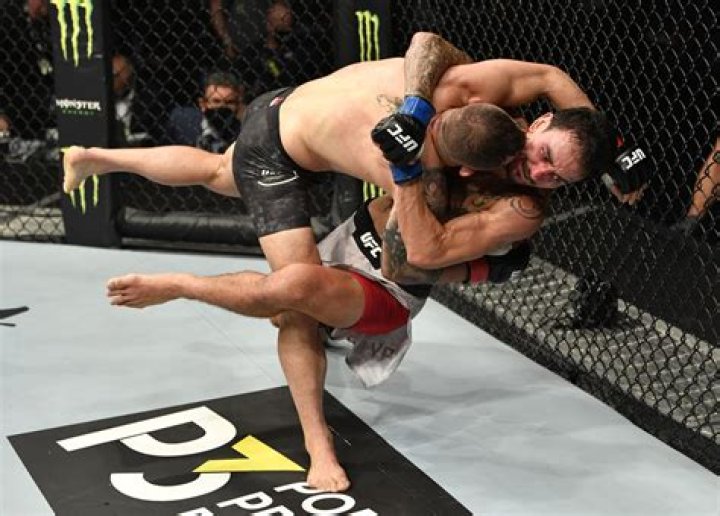 Volkanovski vs. Holloway 2: A round-by-round breakdown to see who really won