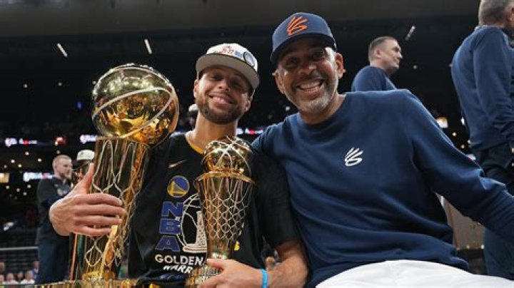 Warriors' Stephen Curry, Father Dell to Host 'Heat Check' Podcast on NBA, More Topics | News, Scores, Highlights, Stats, and Rumors