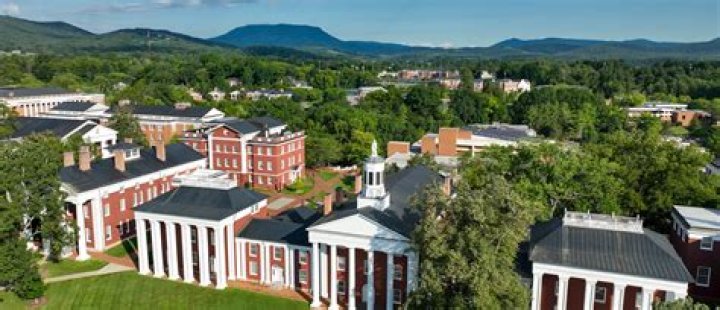 Washington & Lee University Men's Golf Program Information