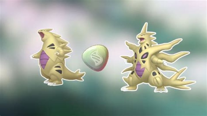 What color is shiny tyranitar?