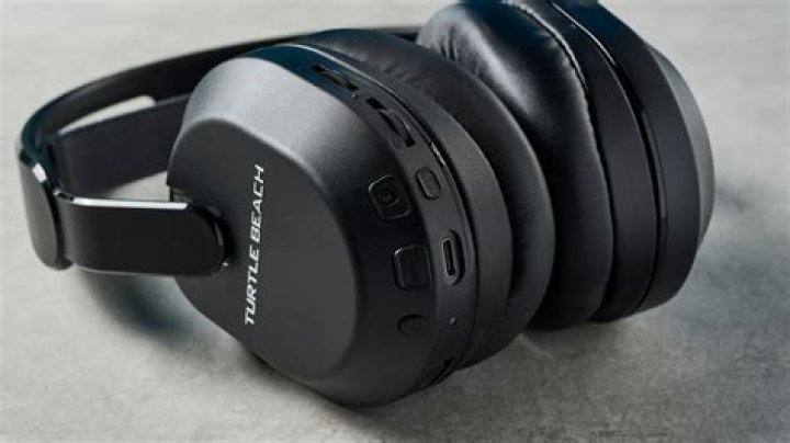 What is treble boost on turtle beaches?