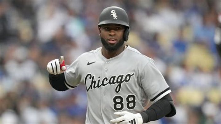 White Sox CF Luis Robert Jr.'s Top Landing Spots amid Latest MLB Trade Rumors | News, Scores, Highlights, Stats, and Rumors