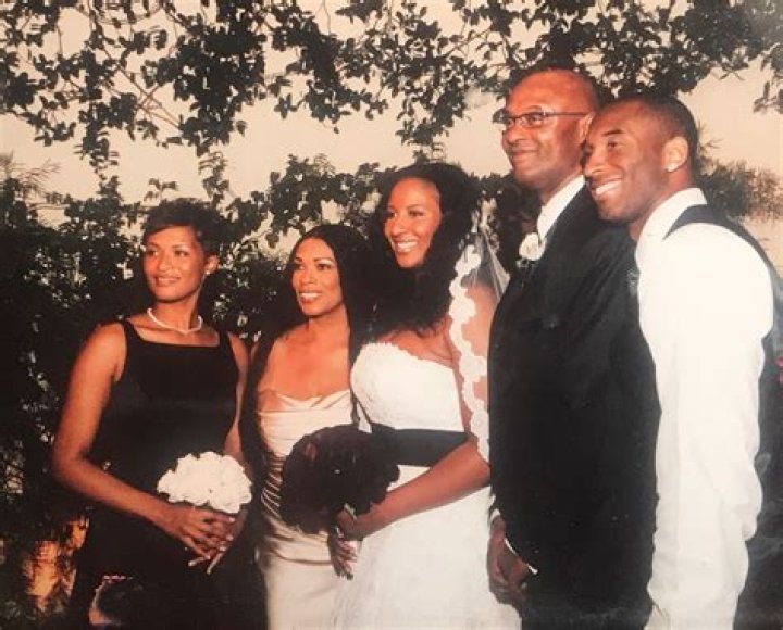 Who Are Kobe Bryant's Sisters? Kobe's Estranged Siblings Feuding With Wife Vanessa Bryant