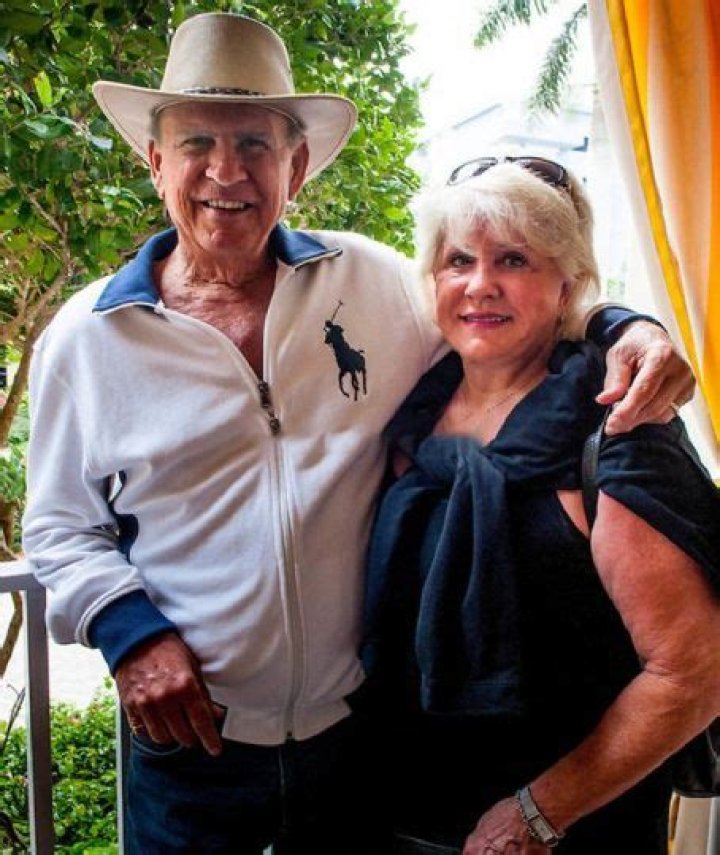 Who is Bobby Rydell dating? Bobby Rydell girlfriend, wife