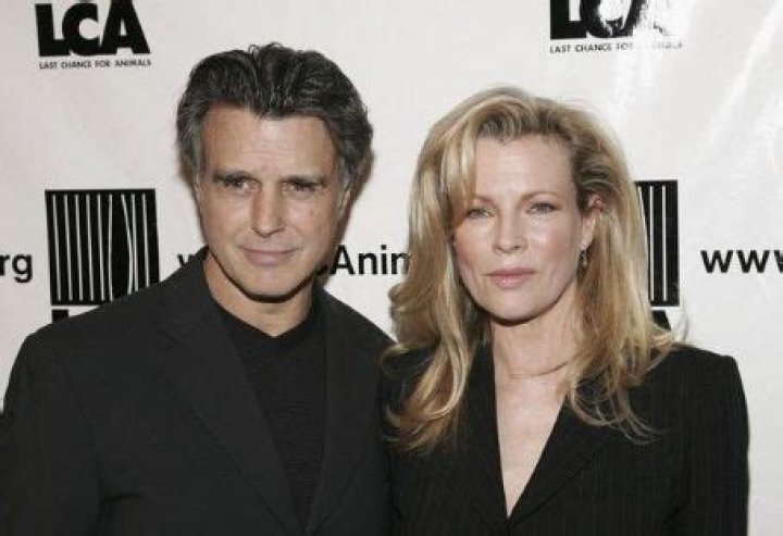 Who is Chris DeRose dating? Chris DeRose girlfriend, wife