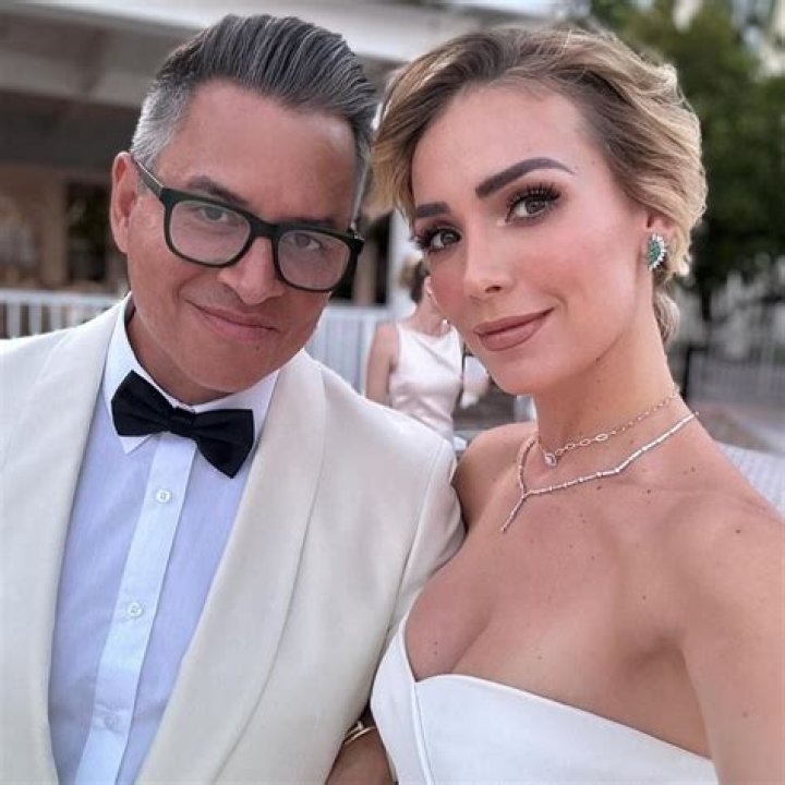 Who is Daniel Sarcos dating? Daniel Sarcos girlfriend, wife