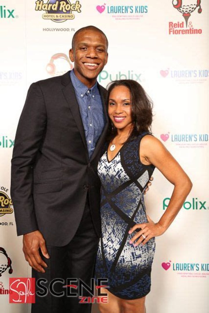 Who is Darrell Fullington dating? Darrell Fullington girlfriend, wife