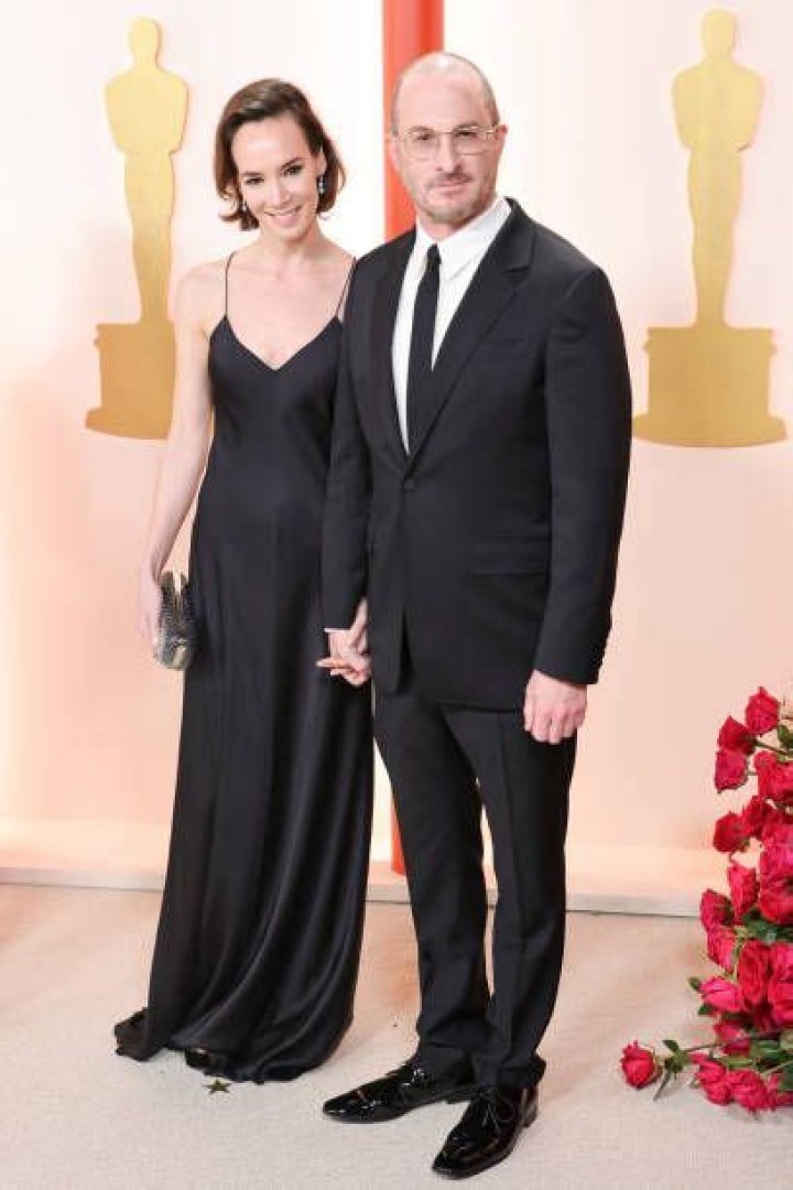 Who is Darren Aronofsky dating? Darren Aronofsky girlfriend, wife