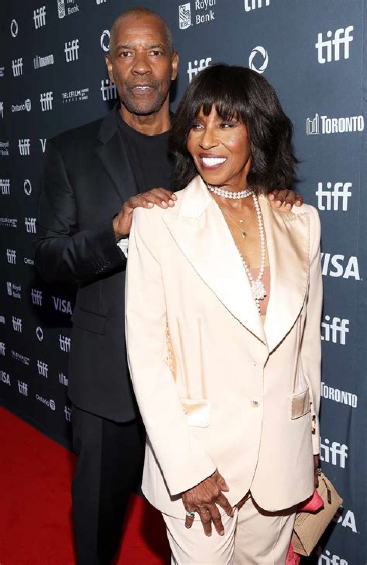 Who is Denzel Washington dating? Denzel Washington girlfriend, wife