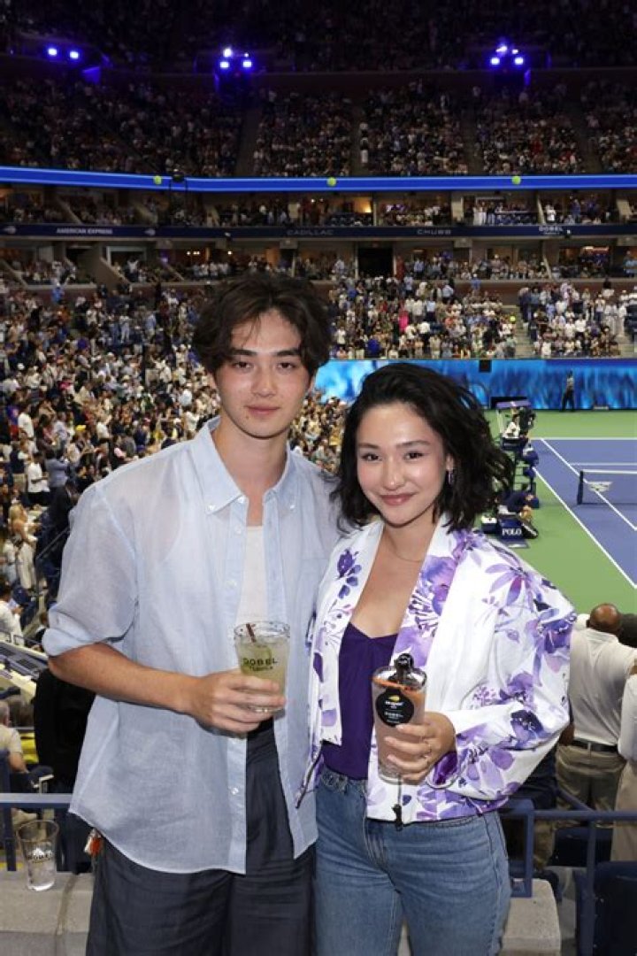 Who is Diana Kauffman dating? Diana Kauffman boyfriend, husband