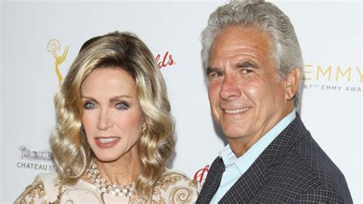 Who is Donna Mills dating? Donna Mills boyfriend, husband