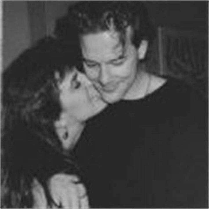 Who is Elyssa Golden dating? Elyssa Golden boyfriend, husband