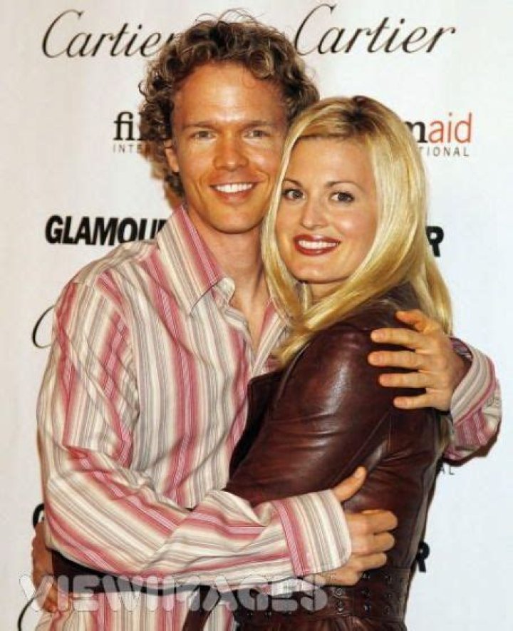 Who is Greg Coolidge dating? Greg Coolidge girlfriend, wife