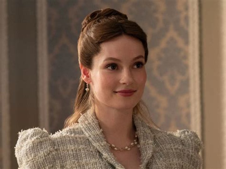 Who is Hannah Dodd? Age, Net Worth, Height, Tv series, Biography, Wiki