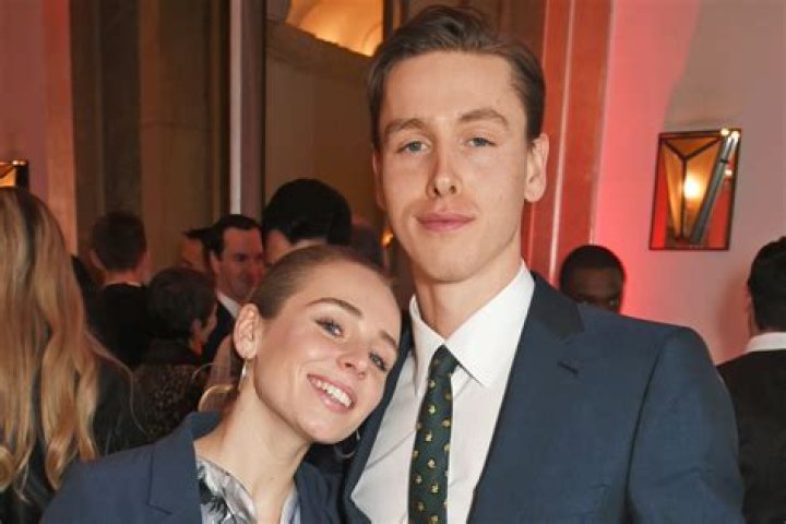 Who is Harris Dickinson dating? Harris Dickinson girlfriend, wife