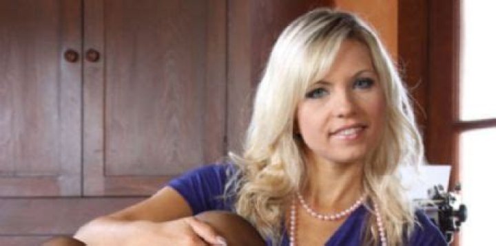 Who is Jenni Czech dating? Jenni Czech boyfriend, husband