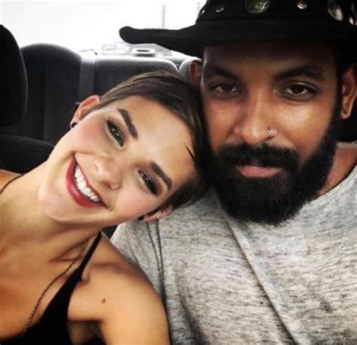 Who is Jeremy Claudio dating? Jeremy Claudio girlfriend, wife