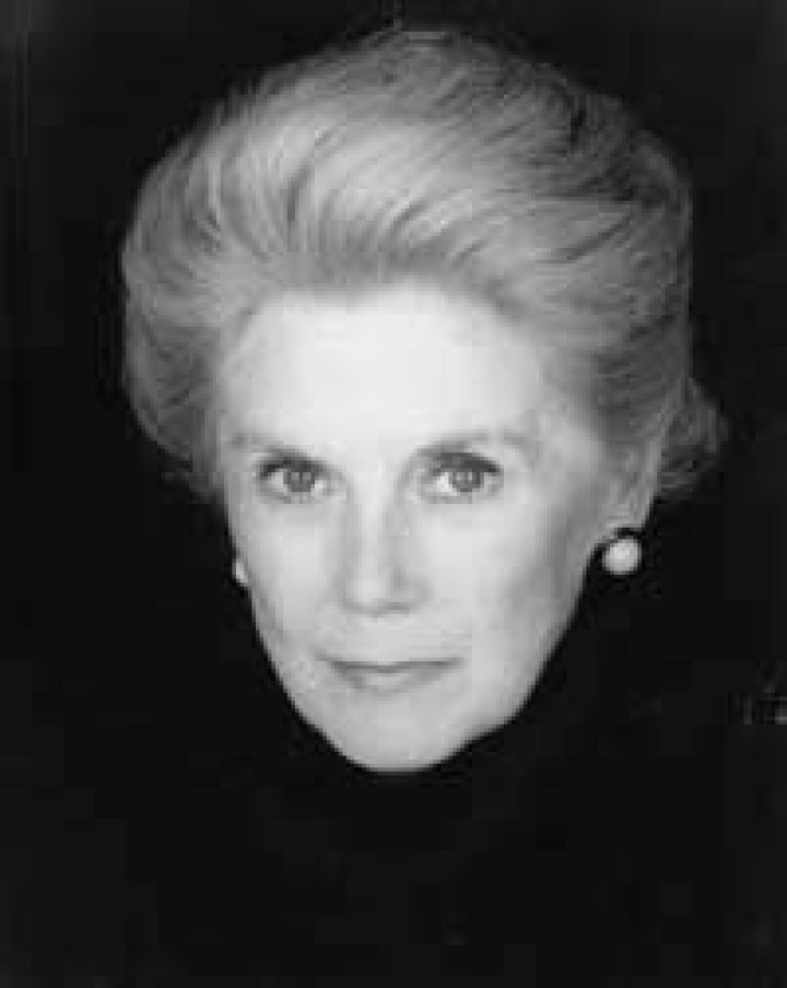 Who is Kathleen Nolan dating? Kathleen Nolan boyfriend, husband