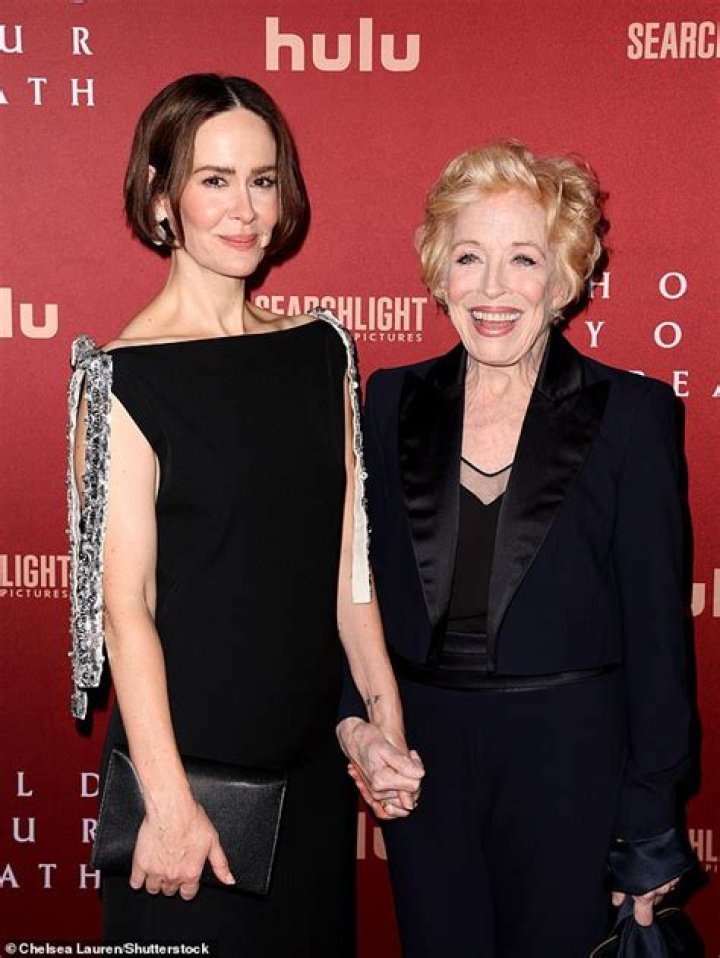 Who is Kathleen Paulson dating? Kathleen Paulson partner, spouse