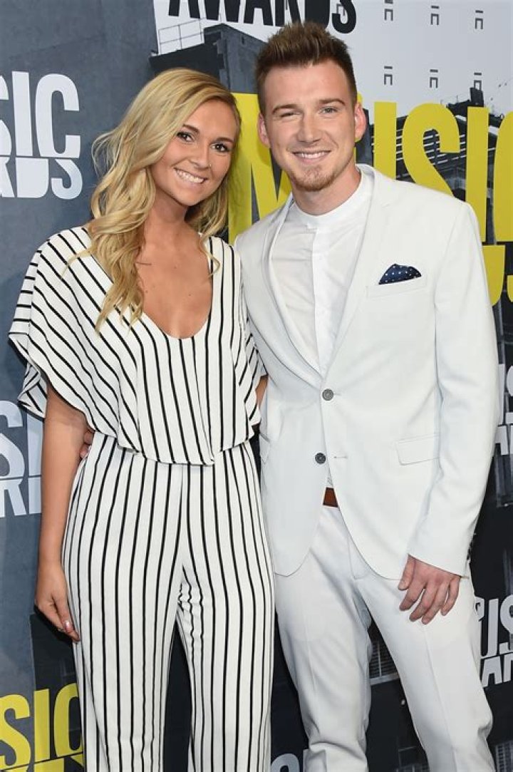 Who is Katie Smith dating? Katie Smith boyfriend, husband