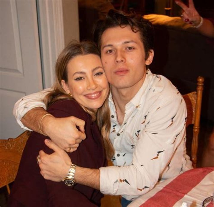 Who is Leo Howard dating? Leo Howard girlfriend, wife