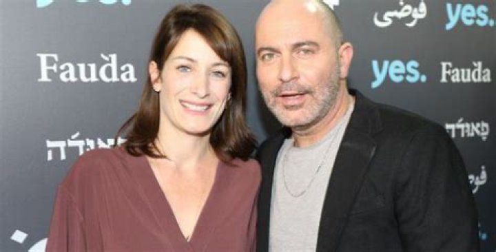 Who is Lior Raz dating? Lior Raz girlfriend, wife