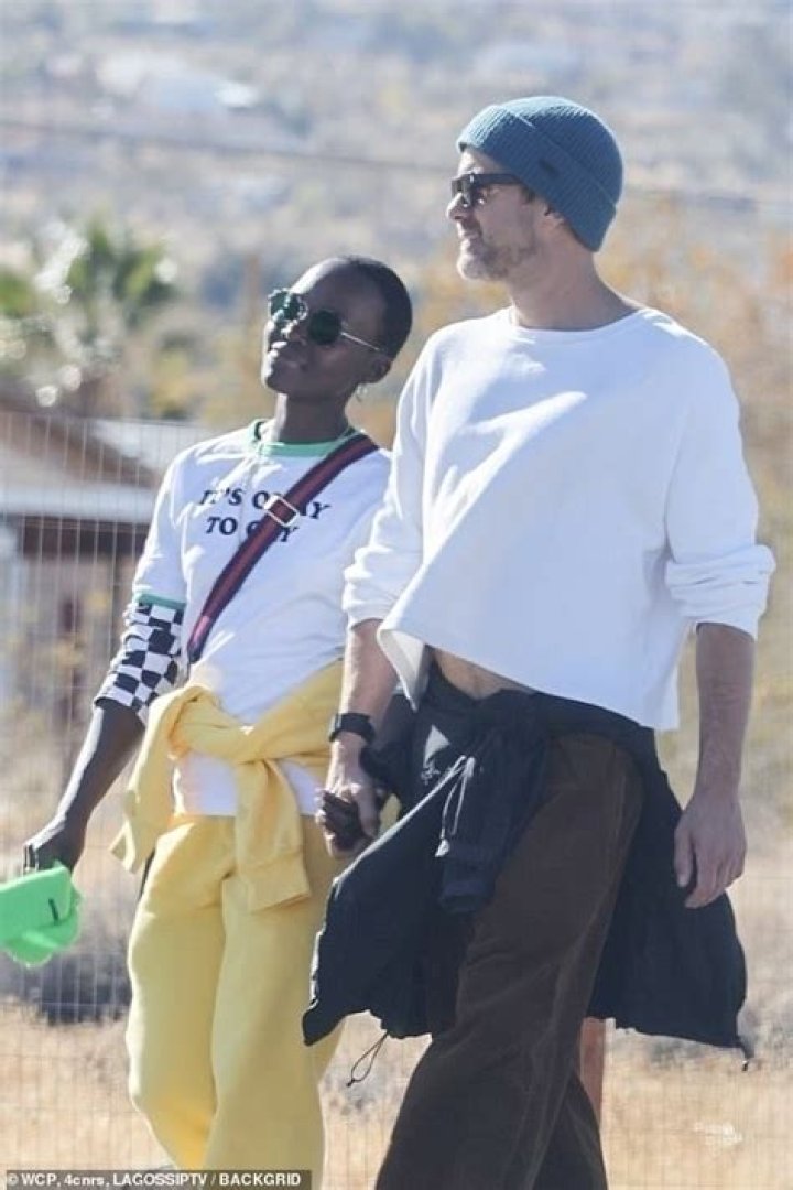 Who is Lupita D'Alessio dating? Lupita D'Alessio boyfriend, husband