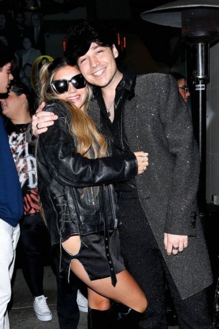 Who is Madison Lewis dating? Madison Lewis boyfriend, husband