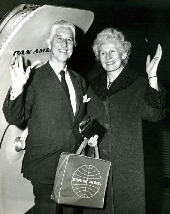 Who is Marlin Perkins dating? Marlin Perkins girlfriend, wife