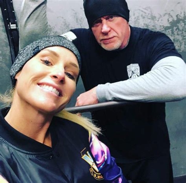 Who is Michelle McCool dating? Michelle McCool boyfriend, husband