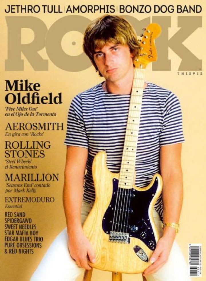 Who is Mike Oldfield dating? Mike Oldfield girlfriend, wife