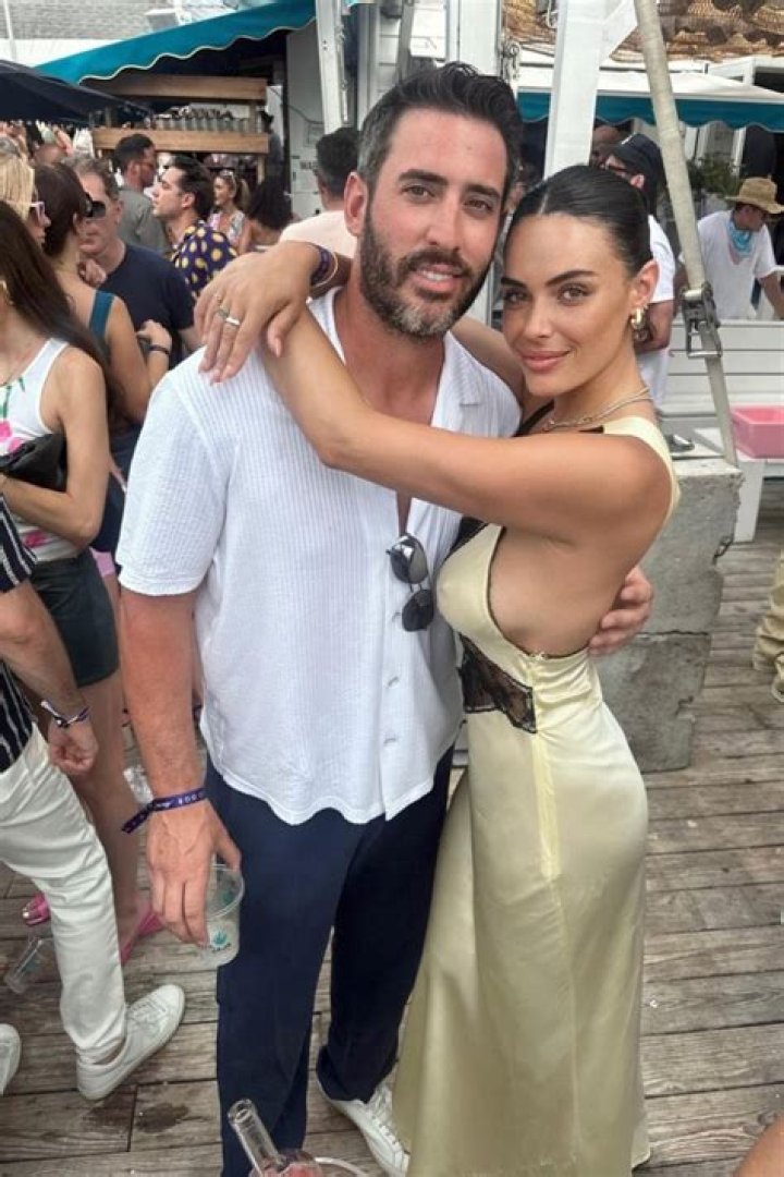Who is Monika Clarke? Matt Harvey's new model girlfriend