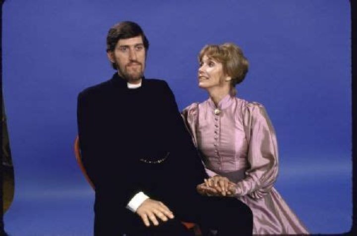 Who is Paul Benedict dating? Paul Benedict boyfriend, husband