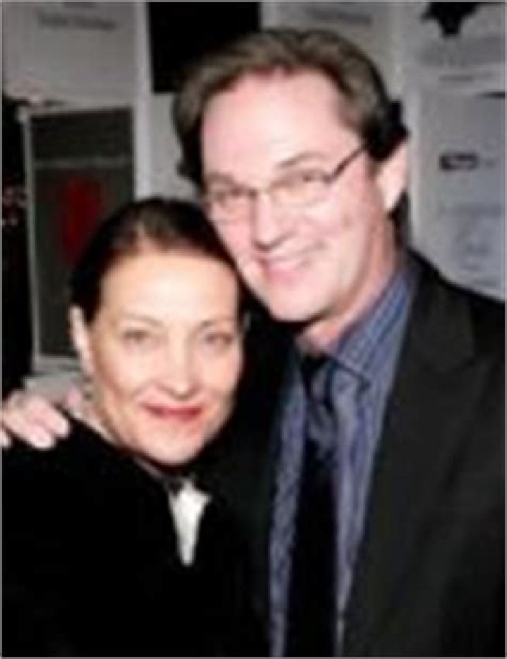Who is Richard Thomas dating? Richard Thomas girlfriend, wife