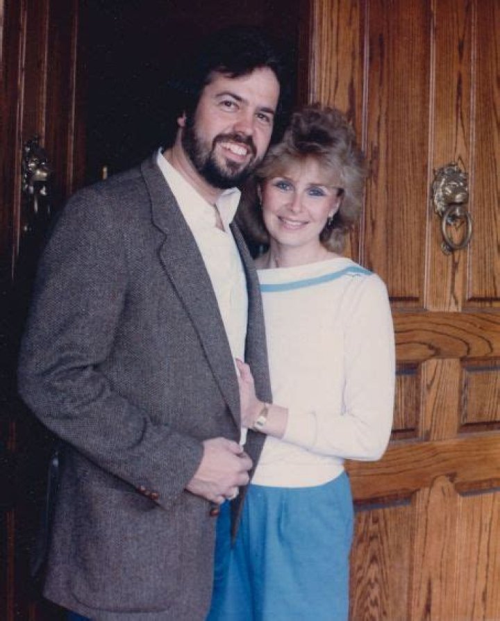 Who is Suzanne Pinegar dating? Suzanne Pinegar boyfriend, husband