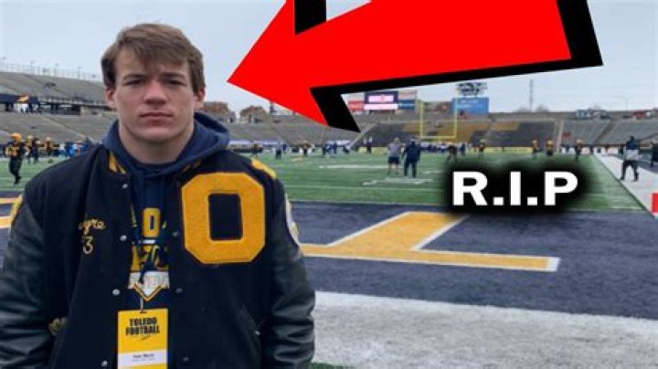 Who is Tate Myer of Oxford High School Football player and what was his cause of death?