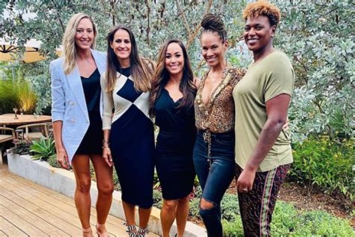Who is Ticha Penicheiro dating? Ticha Penicheiro boyfriend, husband