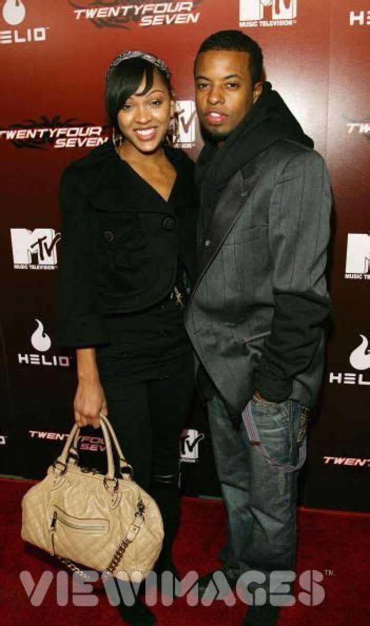 Who is Ty Hodges dating? Ty Hodges girlfriend, wife