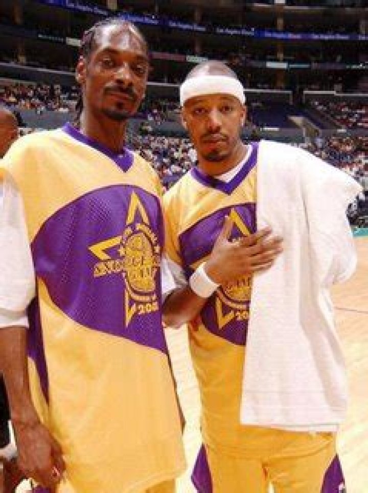 Who is Warren G dating? Warren G girlfriend, wife