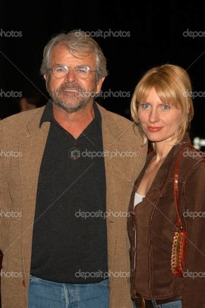 Who is William Devane dating? William Devane girlfriend, wife