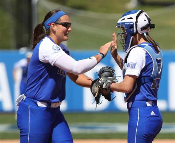 Who was Gabbie Jonas Omaha and what was his cause of death? Softball Player dead