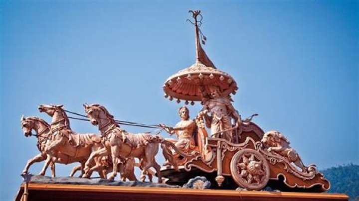 Why Pandavas went to Naraka & Kauravas to Swarga in Mahabharata?