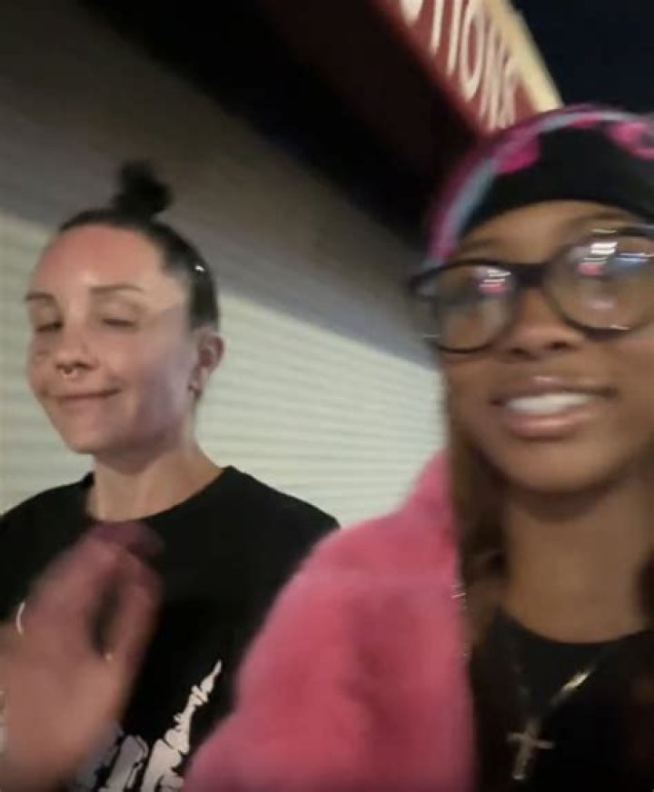 Woman Shares Encounter With Amanda Bynes 2 Days Before She Called For Psychiatric Help