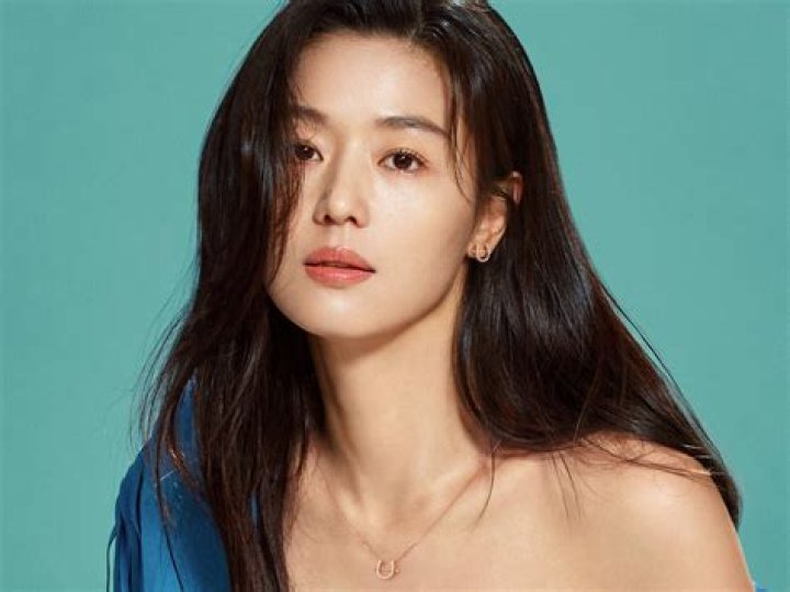 Yeh Ji Won: A Complete Guide To The Acclaimed South Korean Actress