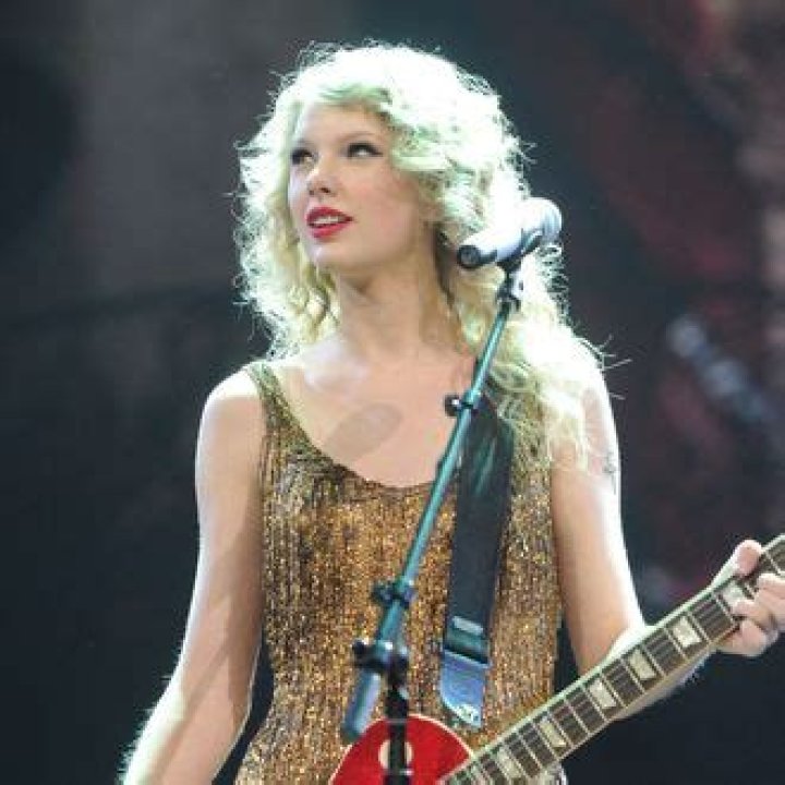Yes, Taylor Swift Swapped Out That Part of ‘Better Than Revenge’