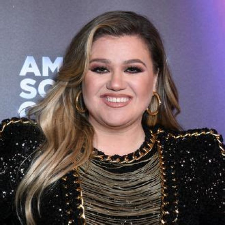 You Bet Kelly Clarkson Made a Divorce Album